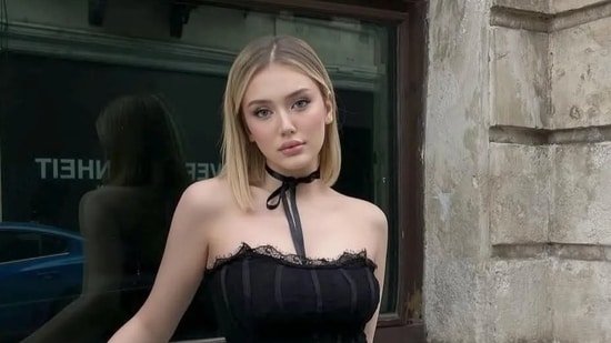 Death of Kübra Karaaslan: 5 things you need to know about the Turkish TikTok influencer who jumped from the Ottoman Ghazi Bridge