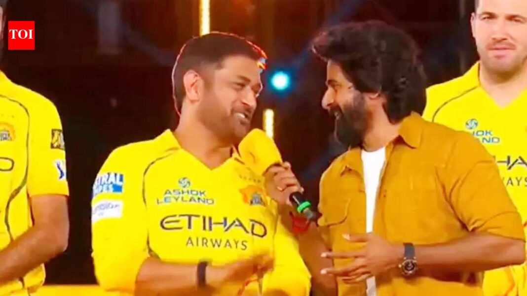 Dhoni will play for CSK till 60 years old! His 'I can try' response sent fans into a frenzy - WATCH

