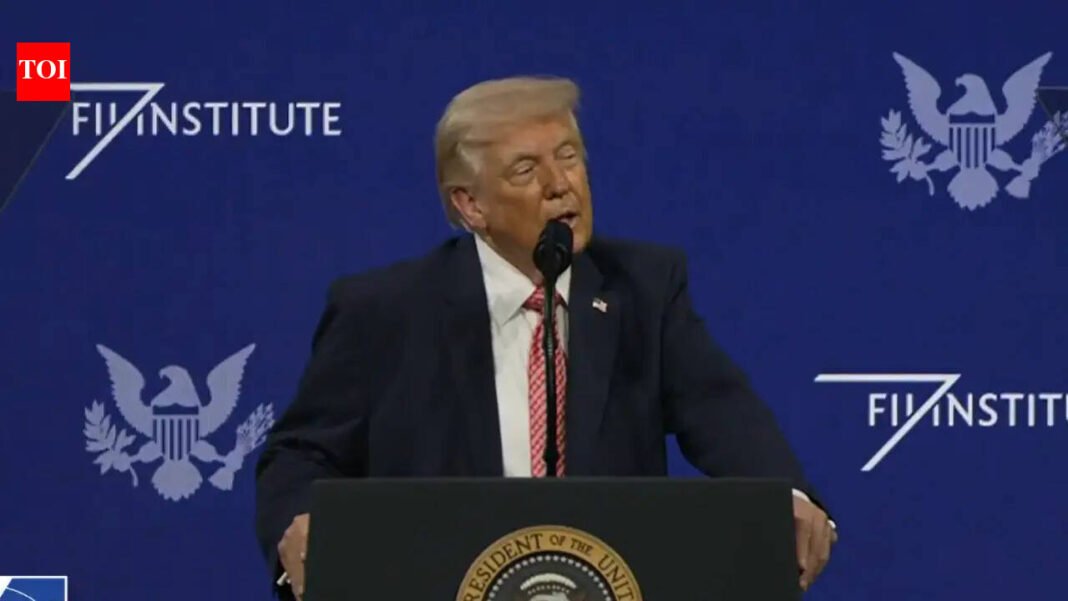 Donald Trump tells aides that Iran refuses to budge and he’s willing to end war without reopening Strait of Hormuz