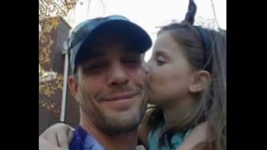 Lily Bova murder: Father of slain Glenview teen shares emotional post, ‘When people treat you wrong, God will restore you’