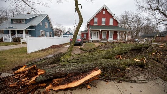 Tornadoes sweep through Michigan and Oklahoma, killing at least 8 people; dangerous weather still ahead