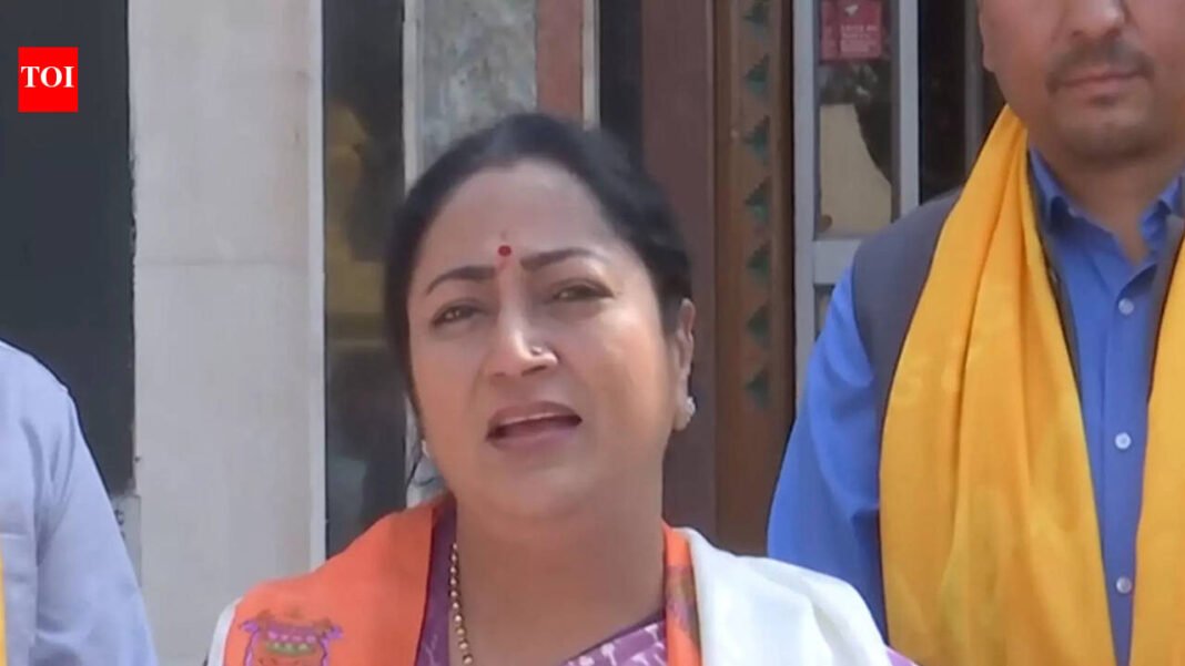 ‘We will meet this demand’: Delhi Chief Minister Rekha Gupta lays foundation stone for ISBT’s new pedestrian bridge