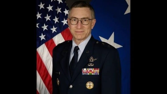 Where is William McCasland? Experts reveal why UFO-linked disappearance of former general is ‘serious national security crisis’