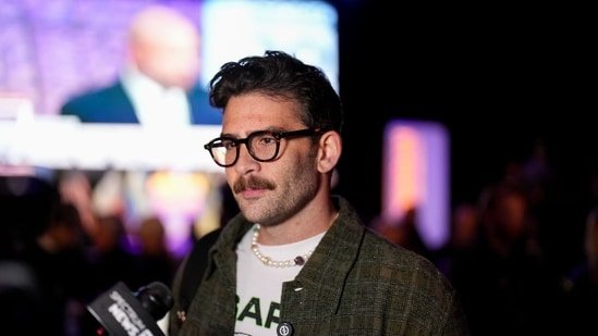 Why Hassan Piqué faced criticism for his outfit and hotel on Cuba ‘unity’ tour?