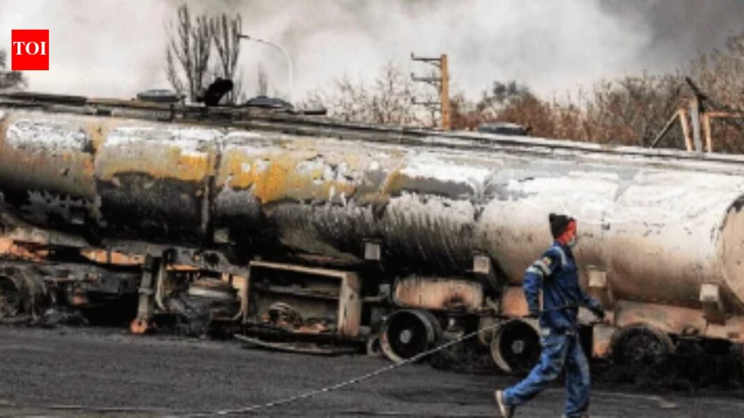 Why Trump may find it difficult to reopen the Strait of Hormuz

