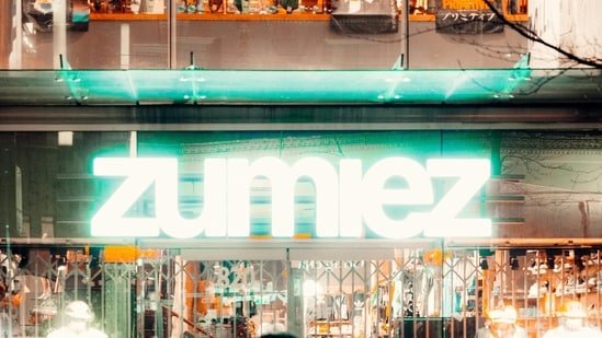 Zumiez store closings: Why the retailer is closing 25 stores in 2026