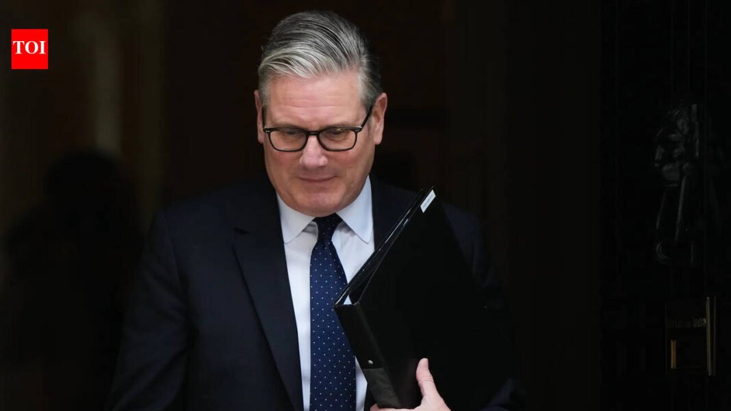 Keir Starmer: ‘Feeling political pressure’: Sacked UK official blames Starmer’s office for Mandelson’s US appointment