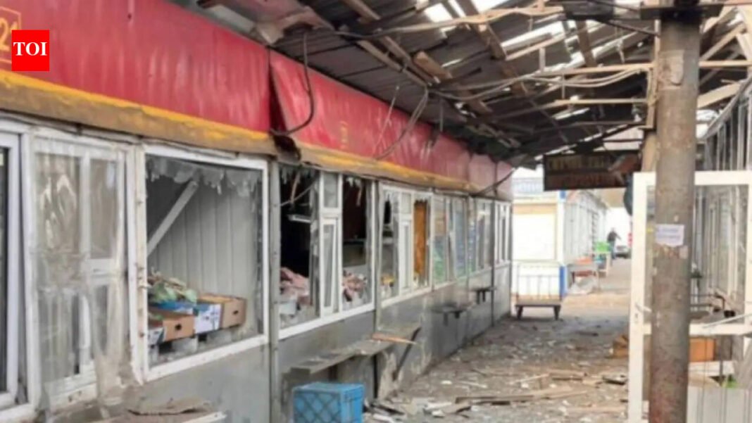 Russia uses drones to attack Ukraine: attack on Nikopol market killed 5 people and injured 19 others