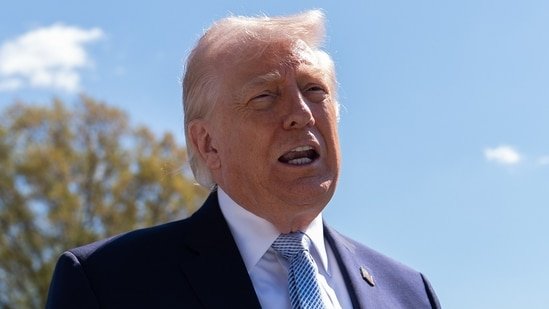 “Trump Arc de Triomphe” plan exposed? Photographer zooms in on printout in president’s hand in viral video | WATCH