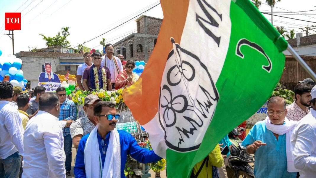 West Bengal polls: 77-year-old dies of 'heart attack' after relatives clash with polling officials

