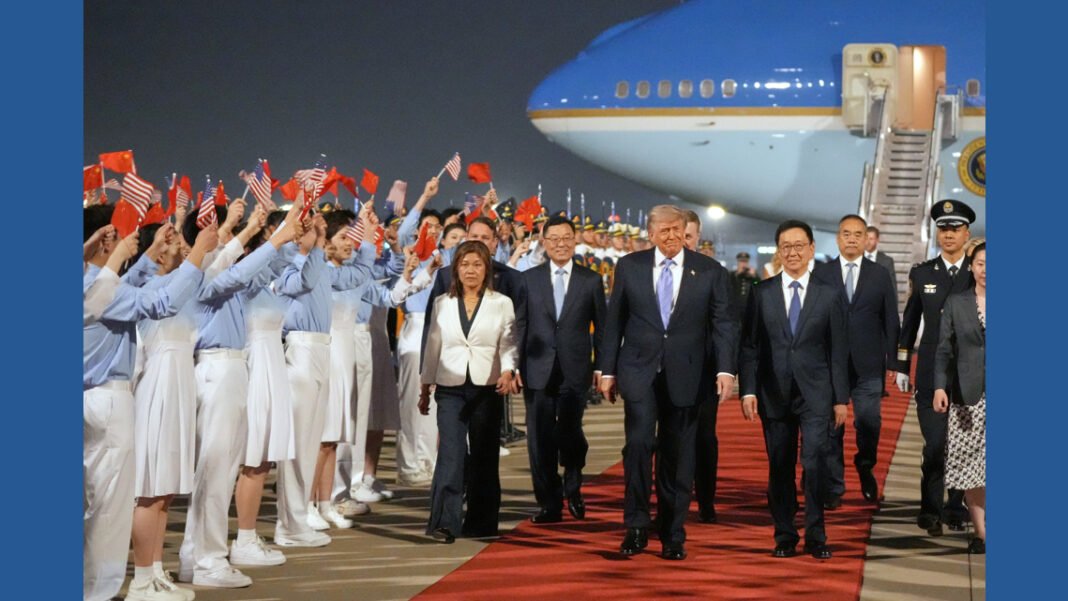 War and inflation put pressure on Trump's presidency, as Trump meets Xi Jinping in Beijing

