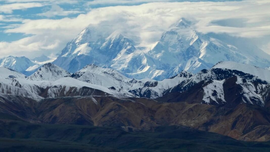 3 climbers die, 1 rescued after falling near Alaska’s treacherous pass on Mount McKinley