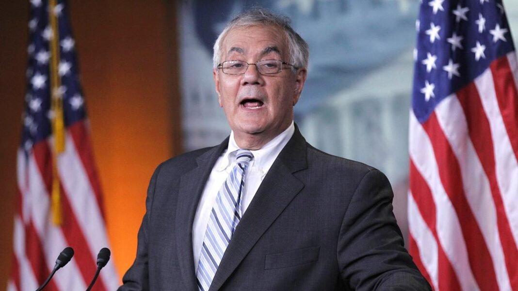 Longtime Democratic congressman and gay rights pioneer Barney Frank dies