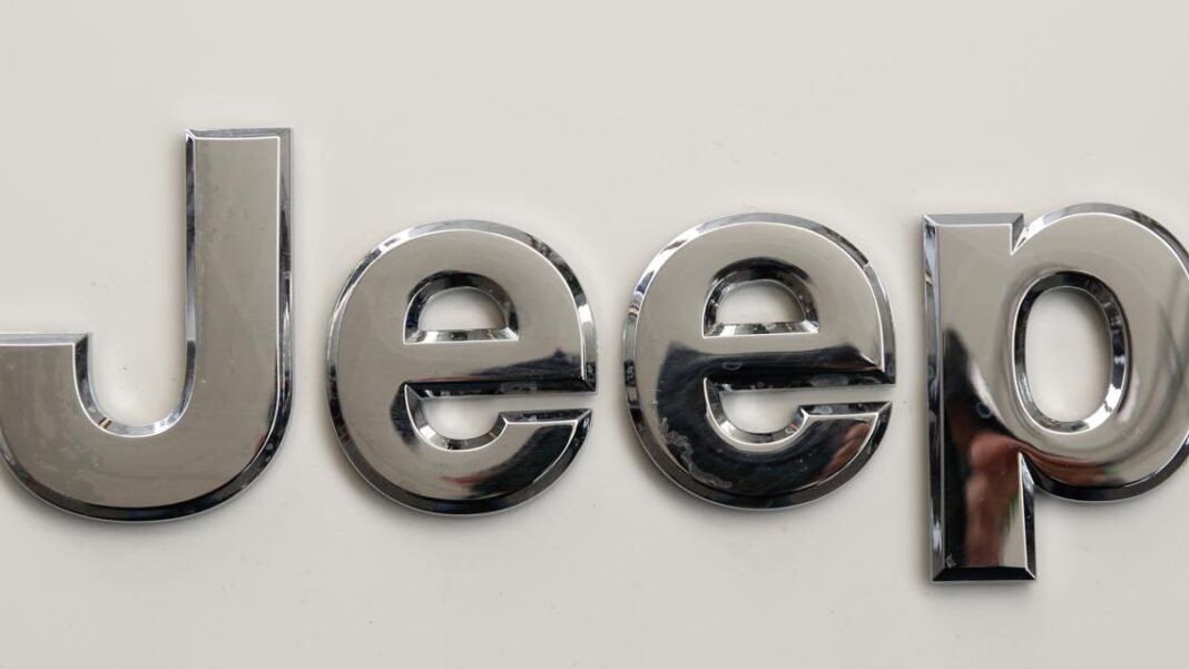 More than 400,000 Jeeps recalled due to airbag sensor issues

