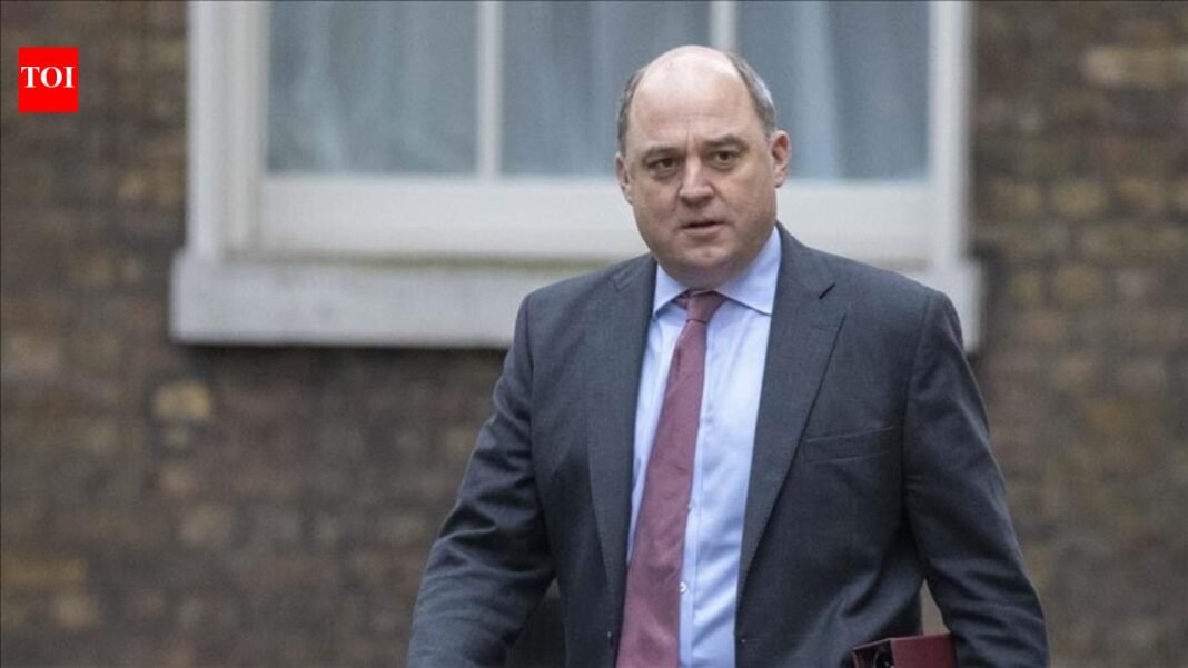 Russia puts former British defense secretary Ben Wallace on wanted list