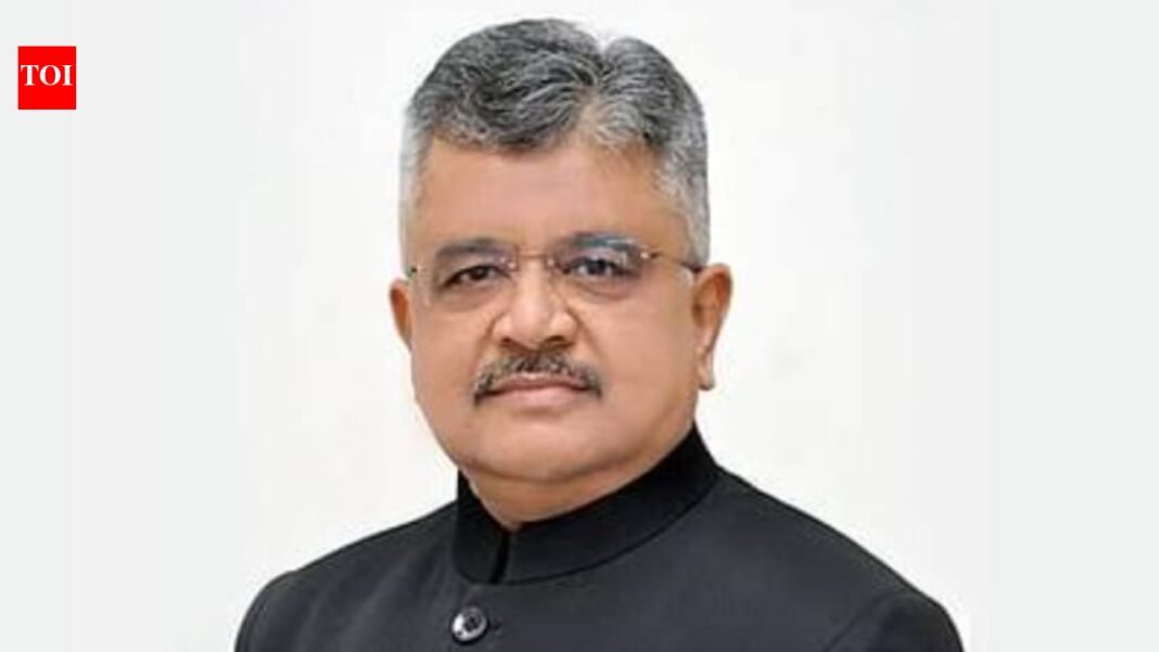 SG Tushar Mehta slams 'bullying' judges in his book


