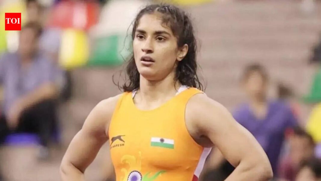 WFI issues notice to Vinesh banning her from participating in Gonda ranking series