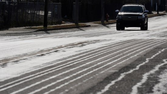 Winter storm warning for Colorado, Wyoming: National Weather Service warns of power outages, travel disruptions