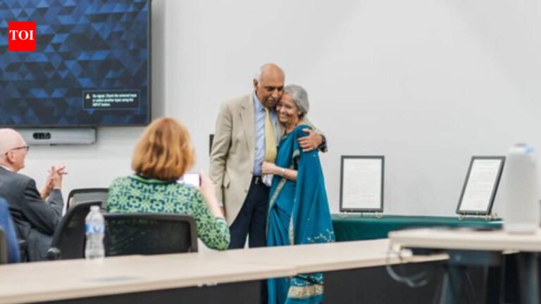 An Indian doctor couple donates US$500,000 to American medical schools: “It is very meaningful to give back in a small way”
