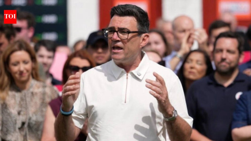 Burnham's 'Moscow test': Former defense secretary says next UK PM must behave like 'wartime leader' amid global threats

