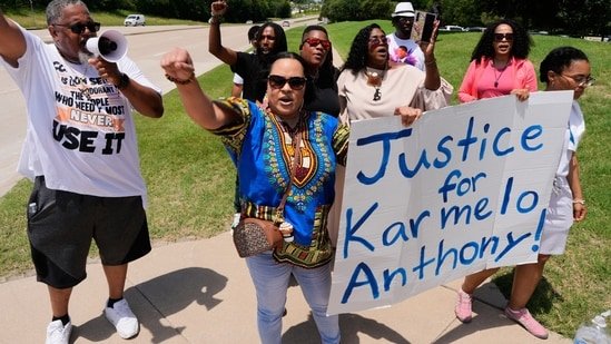 Carmelo Anthony trial: Austin Metcalf killer’s final move could make his self-defense claim difficult to win