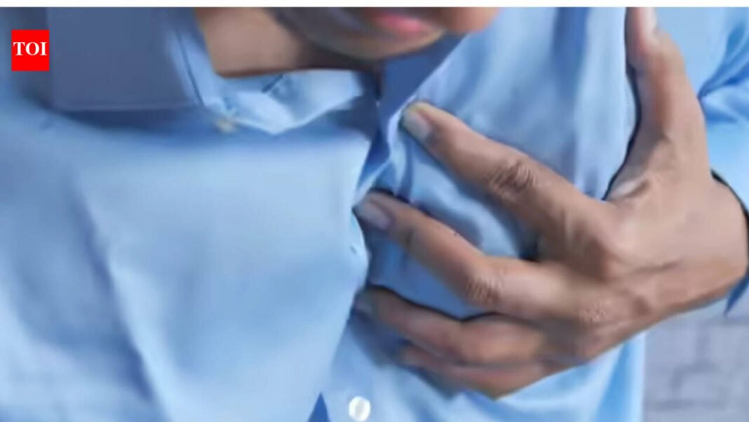 ‘Complaining of pain in left arm’: Kerala expatriate collapses after playing badminton in UAE, dies of cardiac arrest