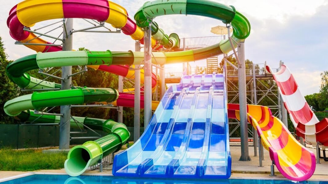 Eight people hospitalized after chlorine poisoning at Nebraska water park