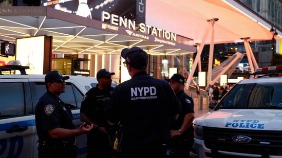 Hector Deleon: Homeless maniac arrested for horrific stabbing at Penn Station
