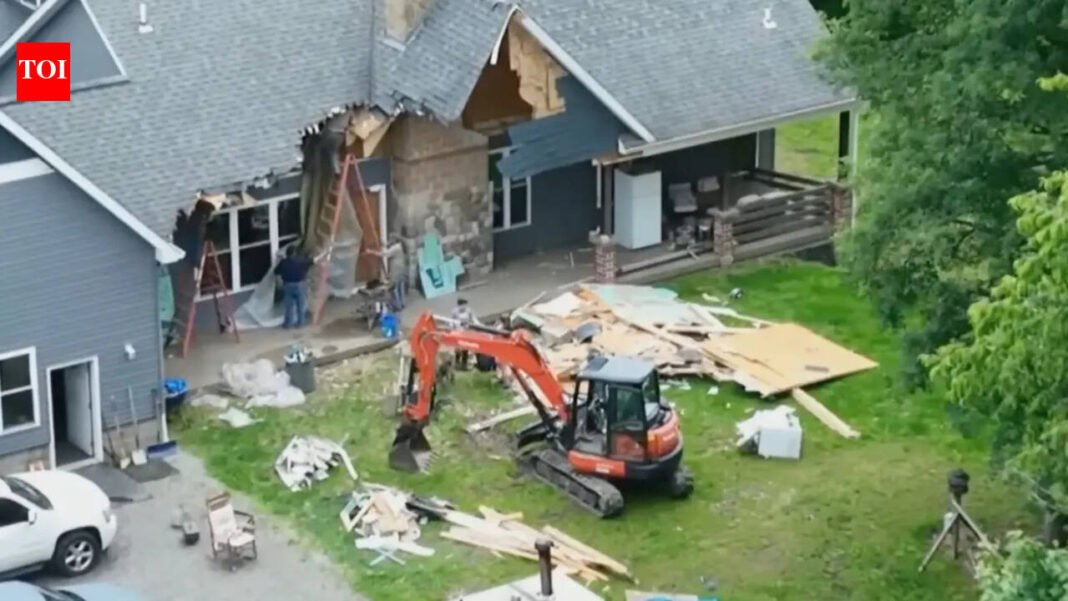 'If it was over, I would tear the house down': US drunk guy demolishes home after wife says marriage is over

