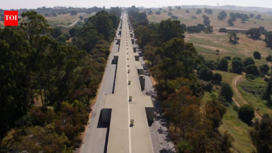 Klystron Gallery: Inside California’s 3-Kilometer Straight Corridor: 40-Minute Walk Through the Never-Bending Klystron Gallery | World News
