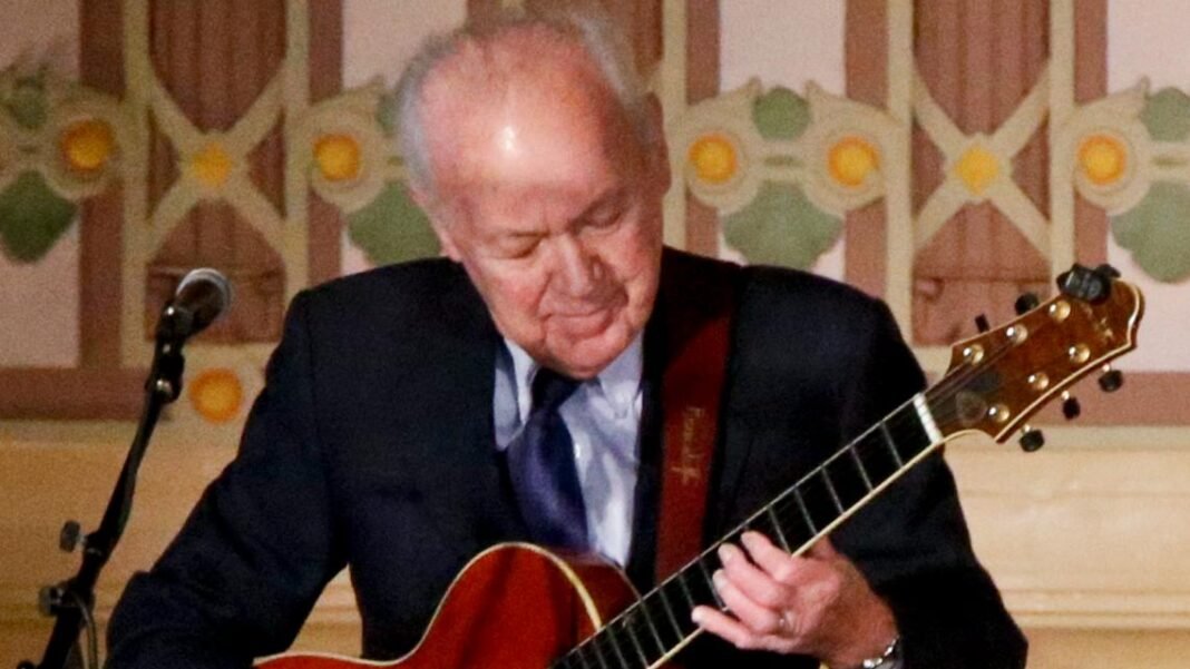 ‘Mister Rogers’ Neighborhood’ jazz guitarist Joe Negri dies at 99
