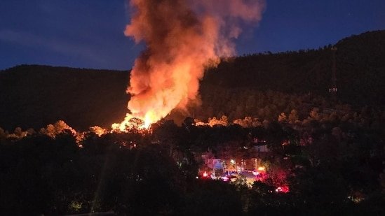 Ruidoso Downs fire update: Structure fire on Colorado Ave turns into vegetation fire; watch scary video from New Mexico