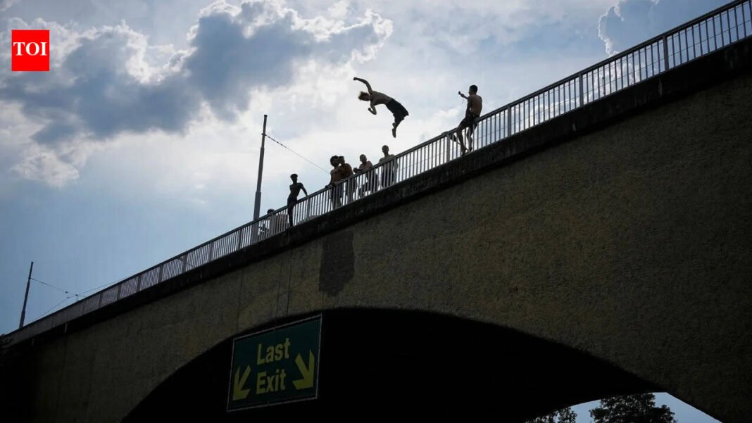 Switzerland records hottest June day on record; Europe suffers heat wave, temperature rises to 38°C in Basel


