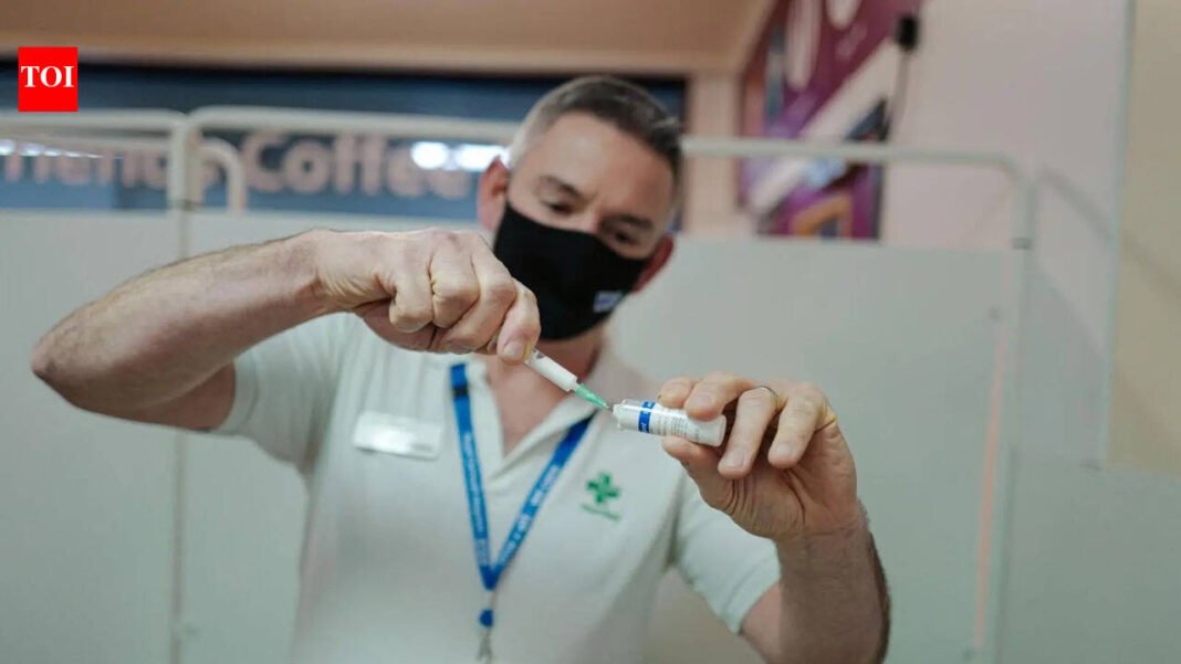 UK offers free vaccine to 1 million young people after deadly meningitis B outbreak