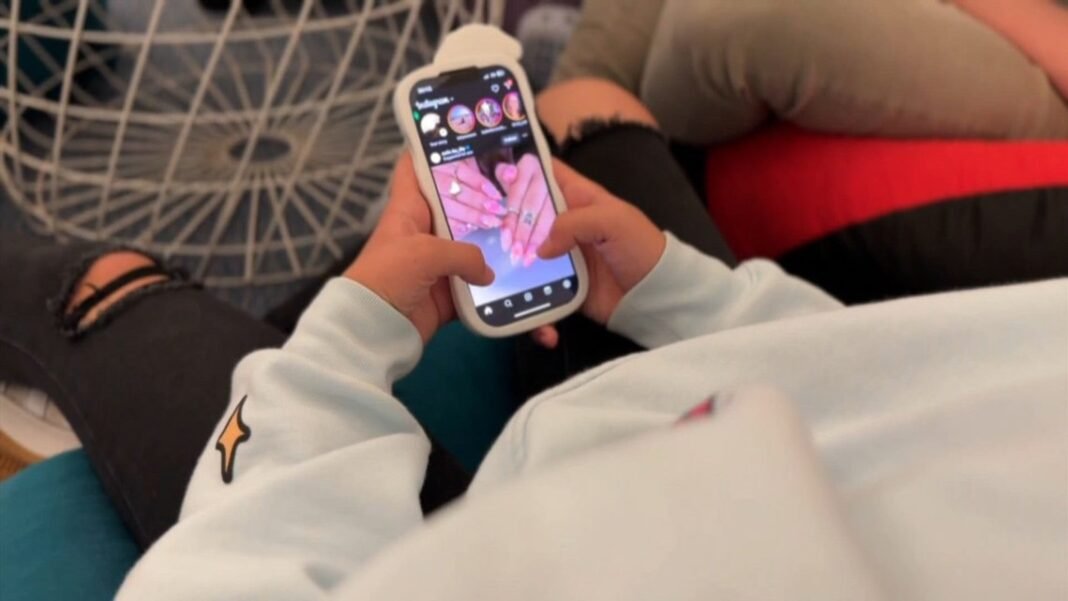 What doctors want you to know about health information on social media

